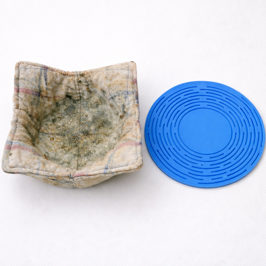 🍲 Pikanzo™ 2-in-1 Zero-Void™ Silicone Mesh Bag & Heat-Resistant Trivet Mat for Hot Bowls
